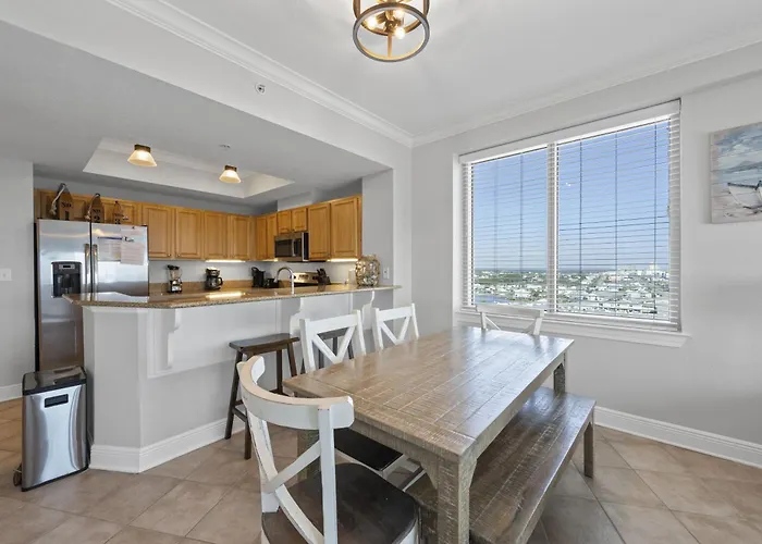 Crystal Tower 1501 Apartment *